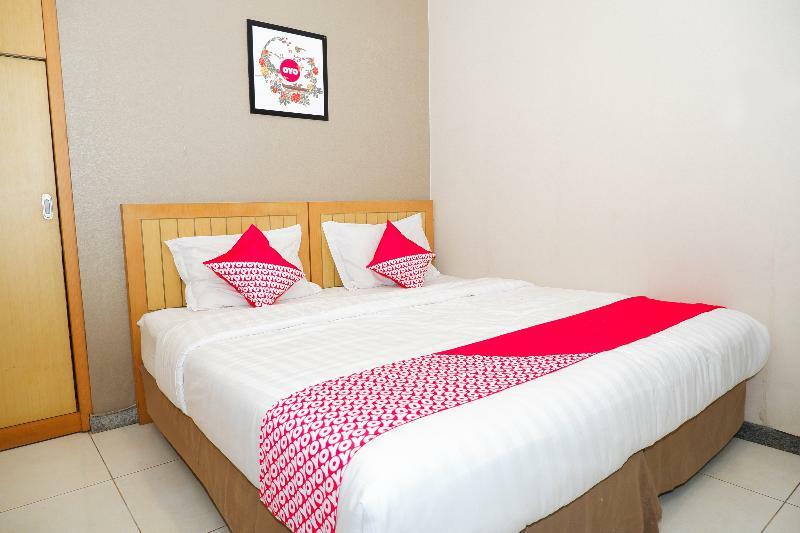 Oyo 381 House Of Blessing Residence Semarang Bagian luar foto